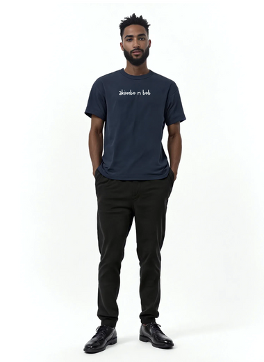 Akimbo n Bob Easy Saucer Tee