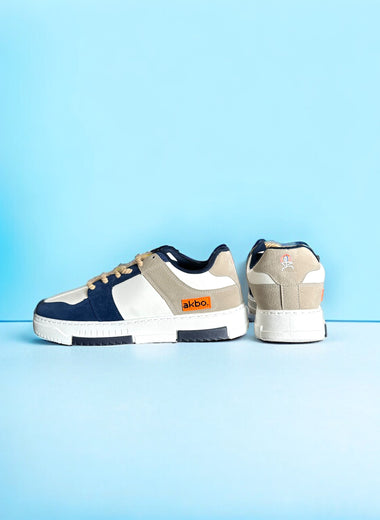 Akimbo n Bob Juxtaposed Kicks