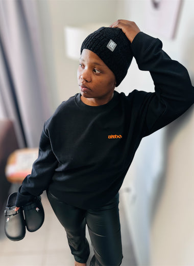 Akimbo n Bob Pristine Sweat Shirt