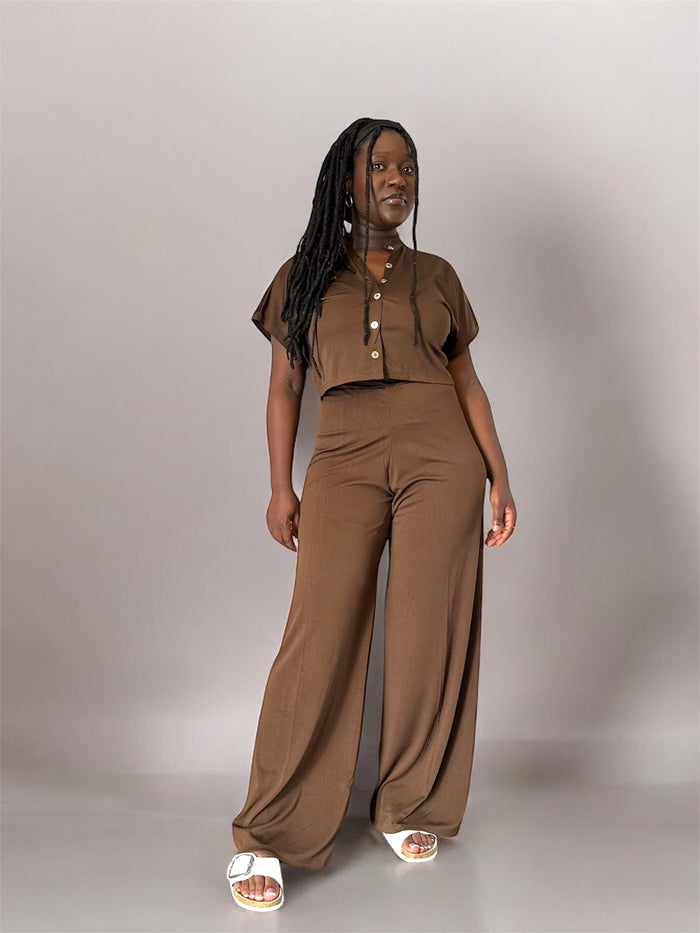 Akimbo n Bob Women's Garb Collection