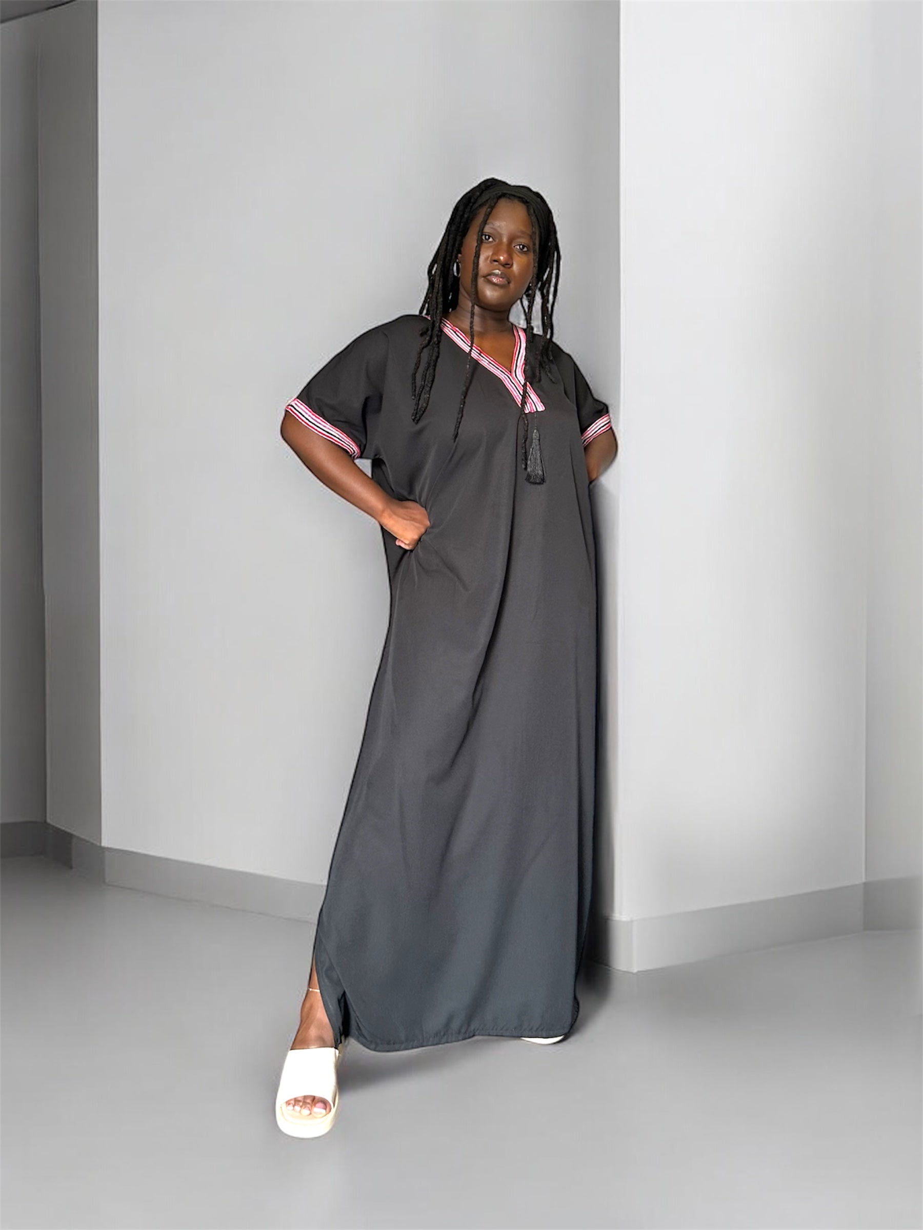 Akimbo n Bob Boss Lady Garb BouBoU