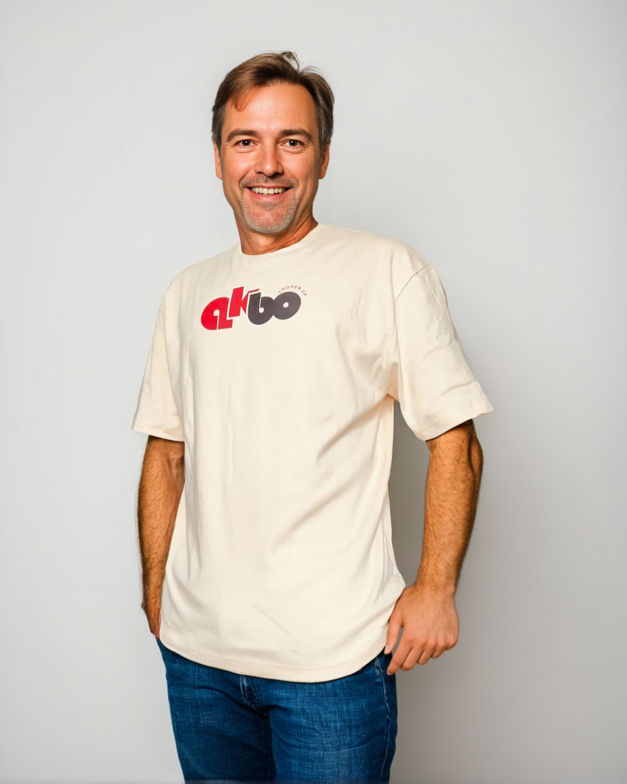 Akimbo n Bob Squiggle Men's Tee-3