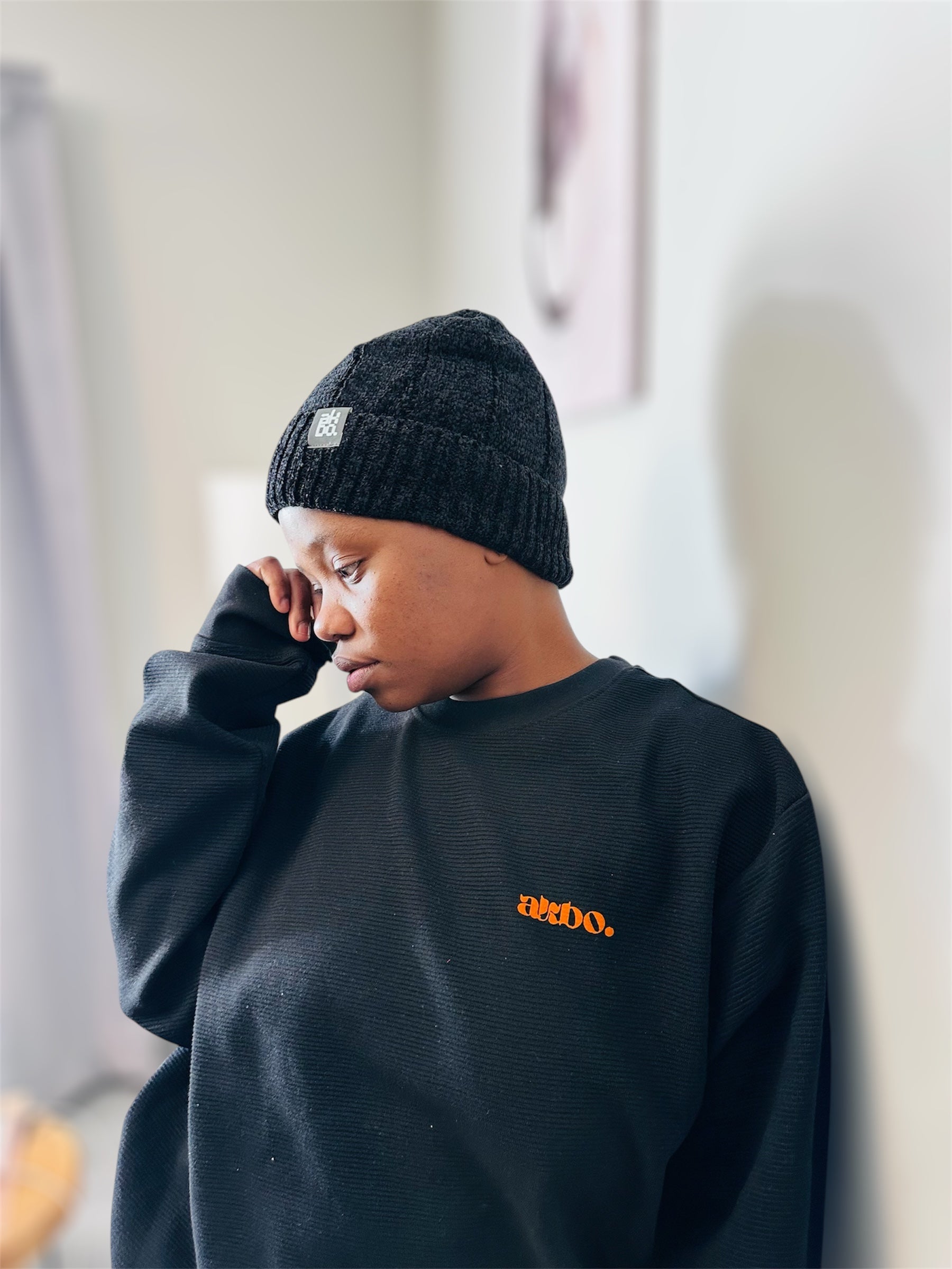 Akimbo n Bob Pristine Sweat Shirt Garb-3