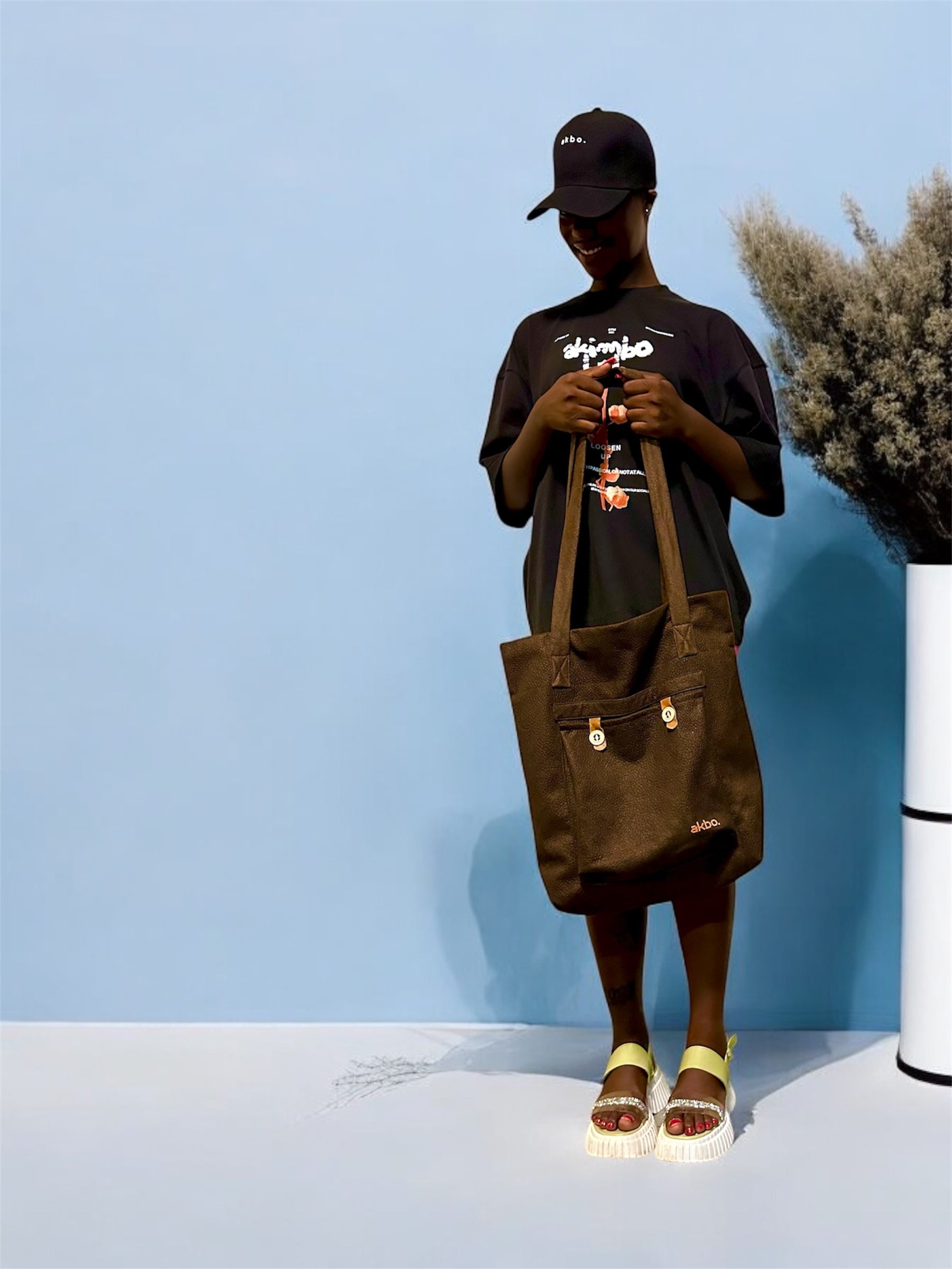 Akimbo n Bob Elite Tote Bag
