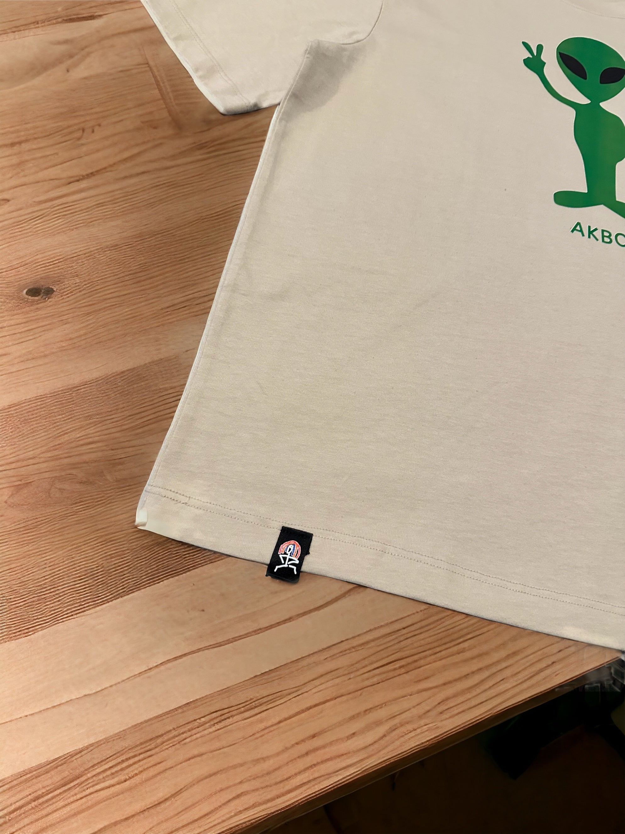 AKBO Peaceful Green-Man Loose Fit Garb-7