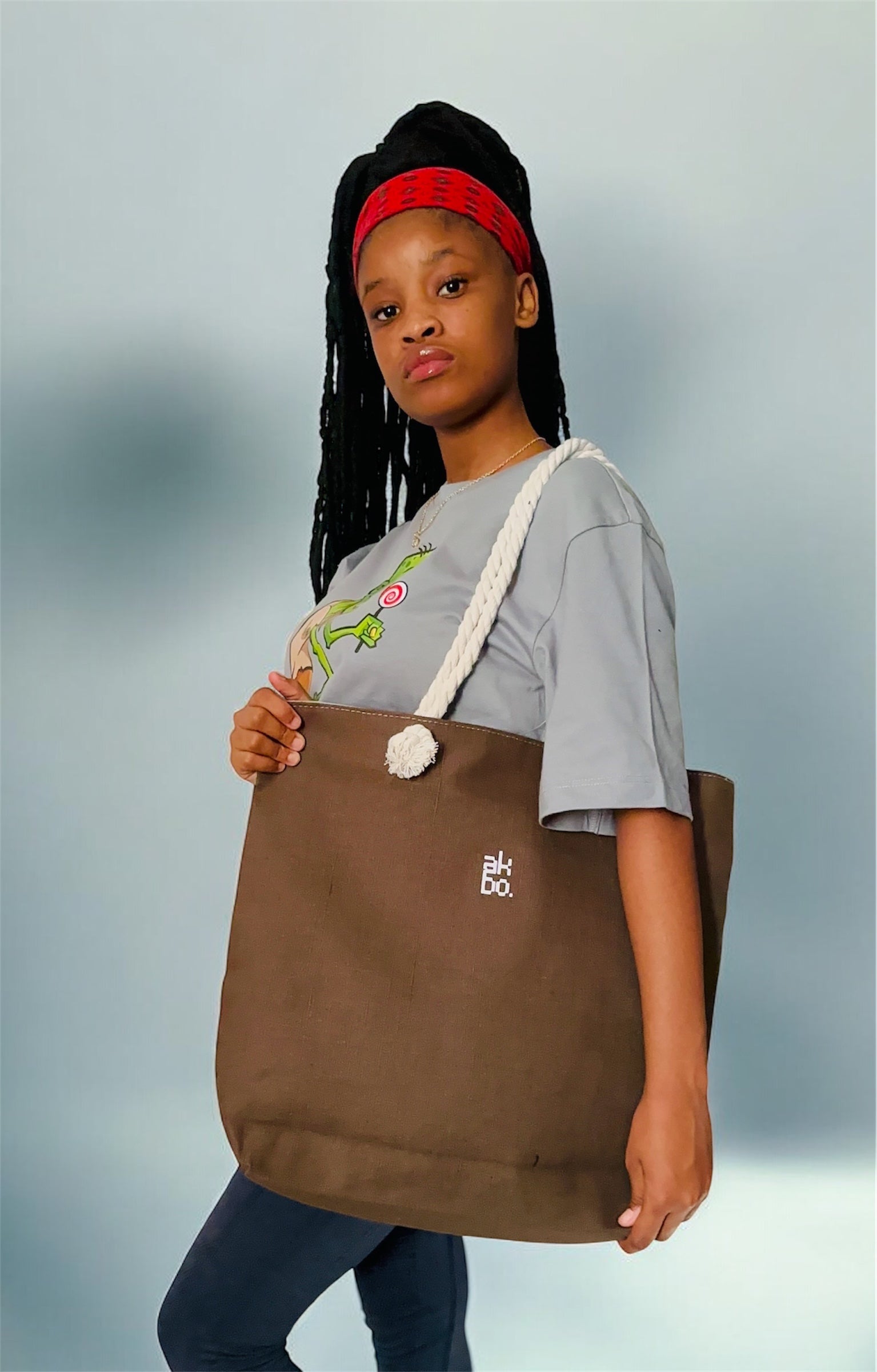 Akimbo n Bob Mermaid's Tote Bag-4