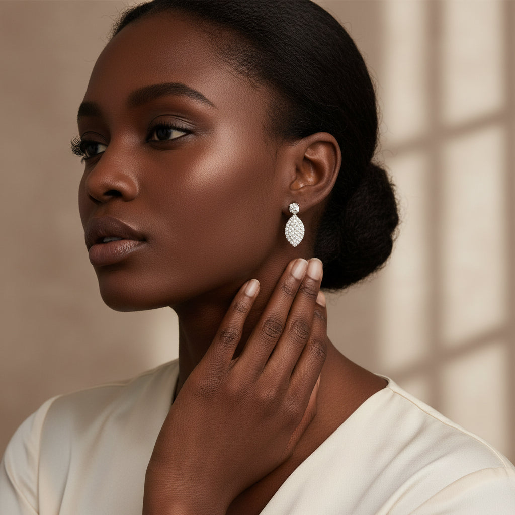 Akimbo n Bob Accessary Glam Diamond Garb Earrings Jewelry