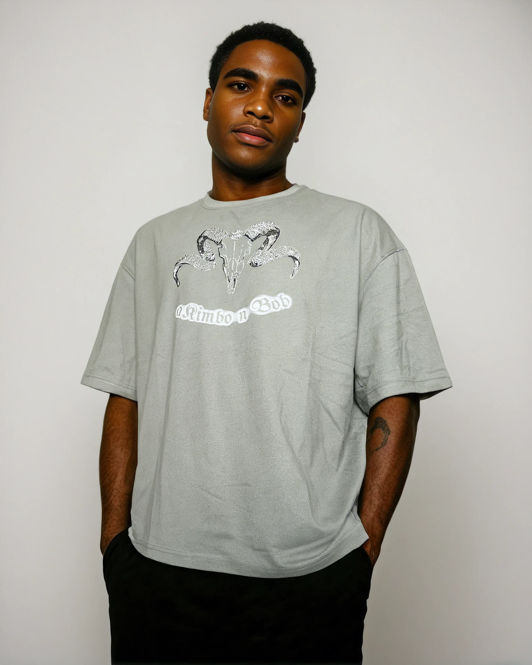 Tau Akimbo n Bob Men's Loose Fit-3
