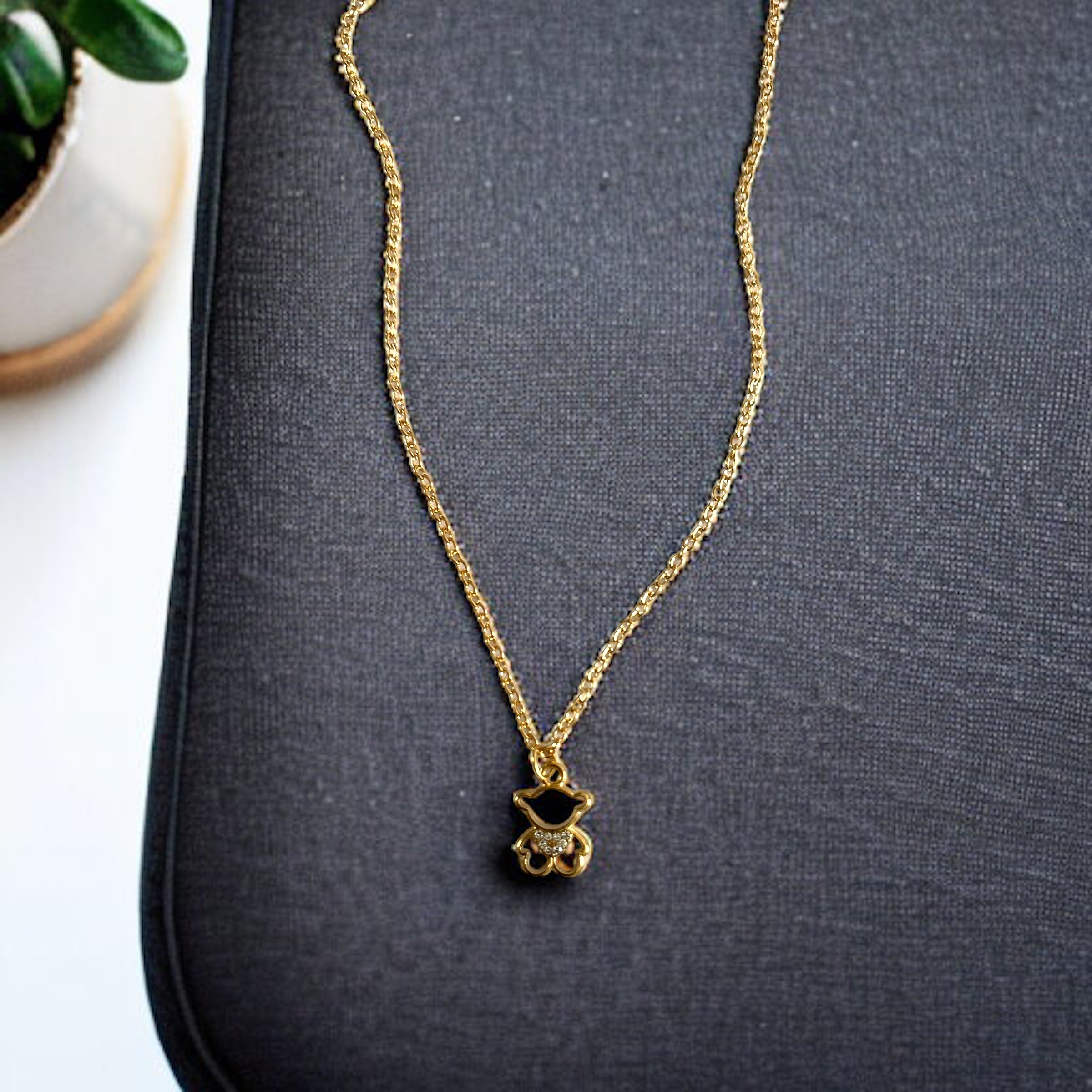 Akimbo n Bob Ted Jewelry Garb Accessary